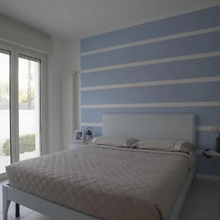 Casadelmare14 דירה *
